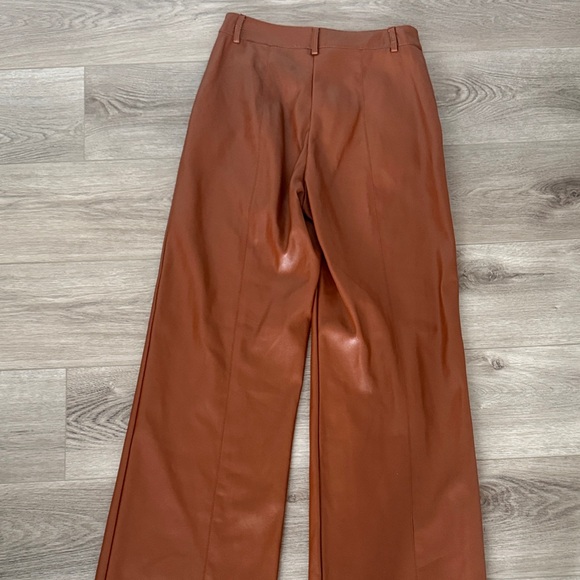 Dynamite Wide-Leg faux leather in Rust Brown - Picture 3 of 3